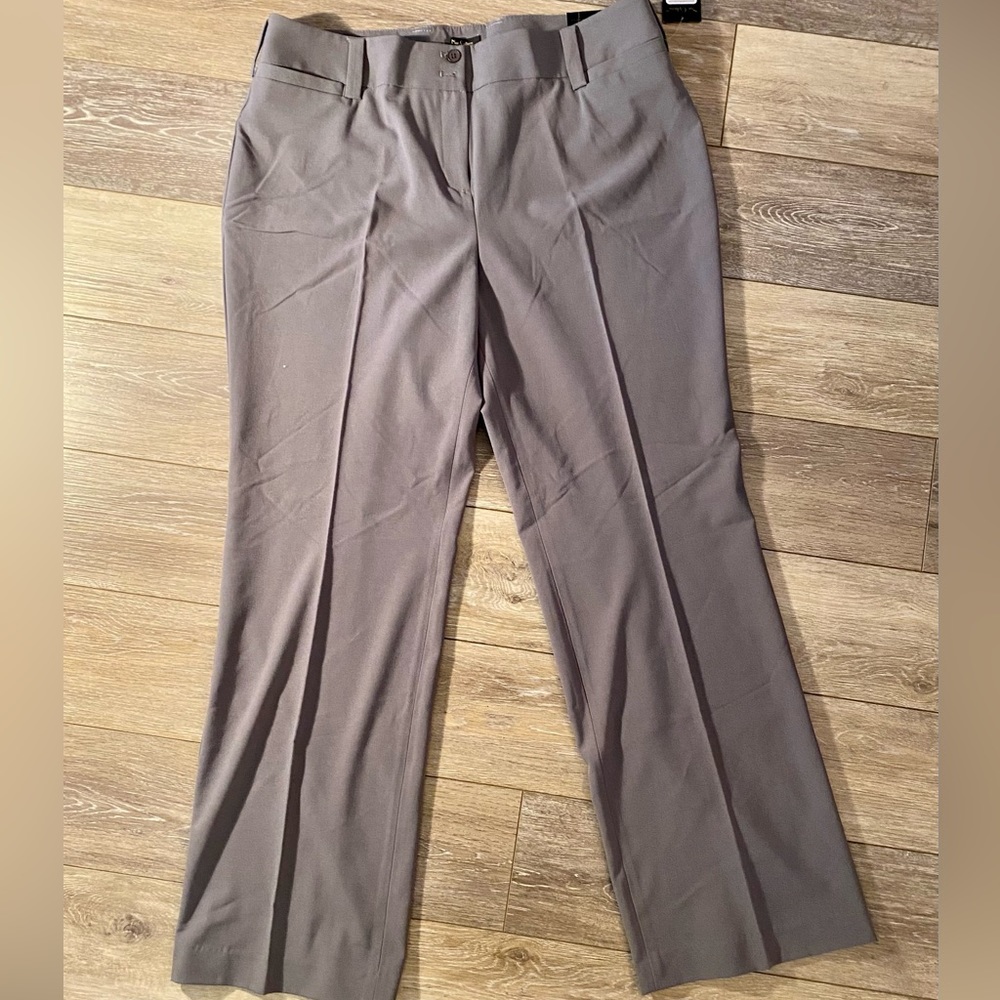 NUE OPTIONS "Essentials” ~ Grey Pants ~ Size 16 ~ NWT